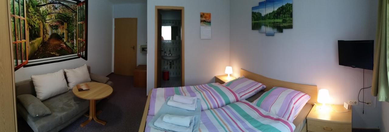 Hotel-Pension Dressel Warmensteinach Extérieur photo