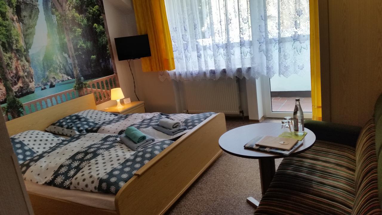 Hotel-Pension Dressel Warmensteinach Extérieur photo